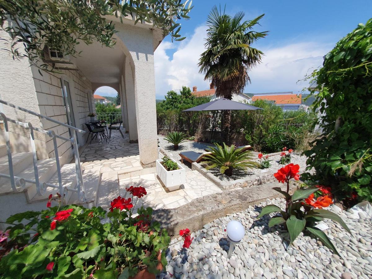 Apartment Zvjezdana Трогир Экстерьер фото